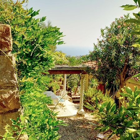 Villa D'Artisti Sanremo Luaran gambar