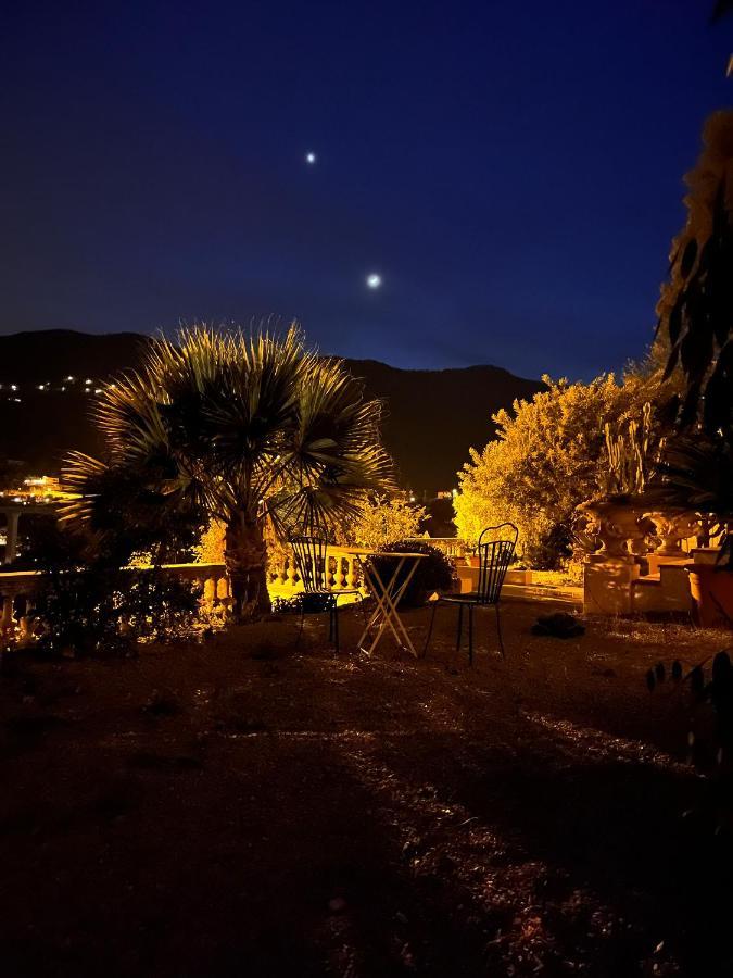 Villa D'Artisti Sanremo Luaran gambar