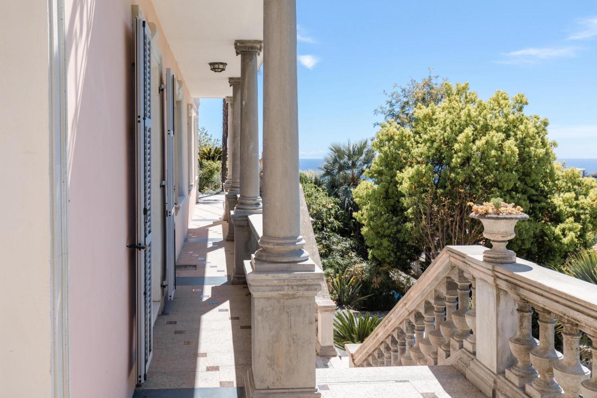 Villa D'Artisti Sanremo Luaran gambar